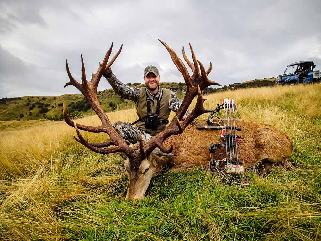 red-stag-hunts-430-class-nz